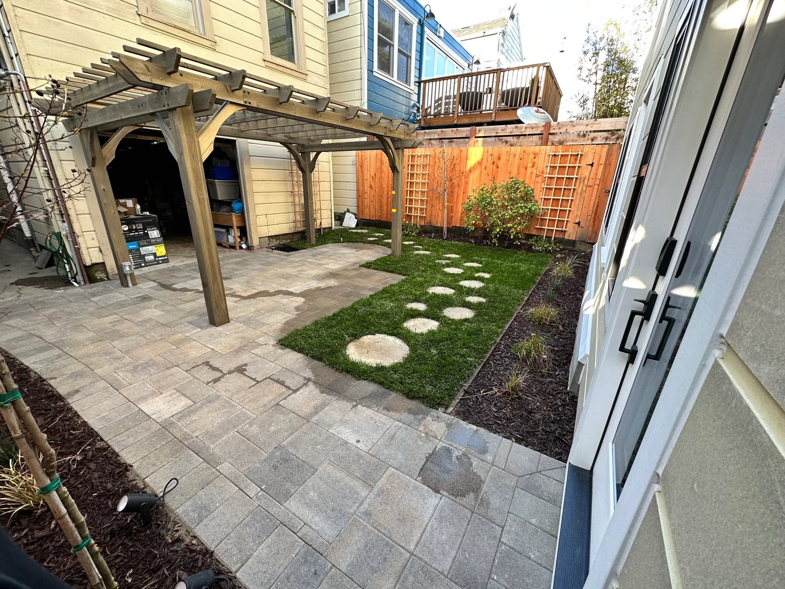 Pergola, Paver Patio & Stepping Stones